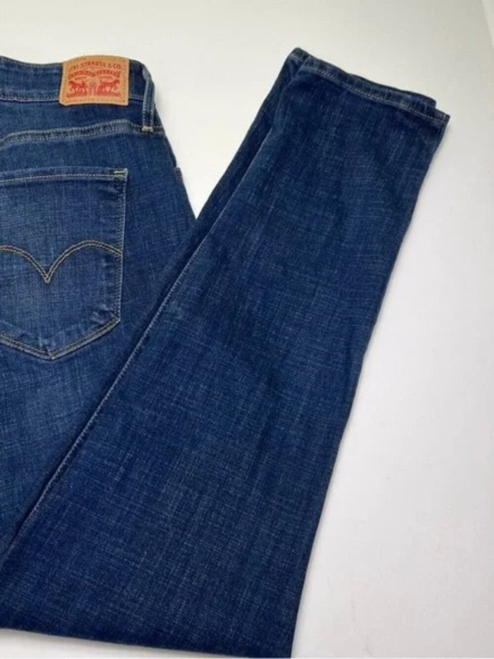 Levi's 721 Jeans - Picture 3 of 5